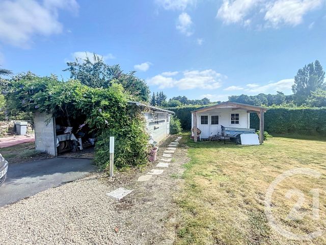 maison à vendre - 7 pièces - 146.97 m2 - PLOUMAGOAR - 22 - BRETAGNE - Century 21 Le Calvez