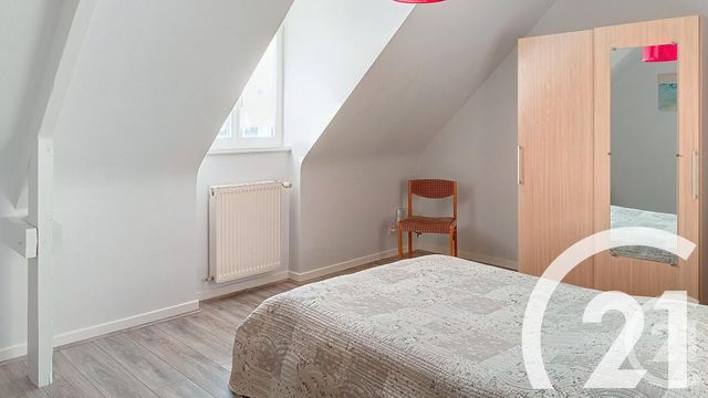 Afficher la photo en grand maison à vendre - 8 pièces - 215.0 m2 - PLOURHAN - 22 - BRETAGNE - Century 21 Le Calvez