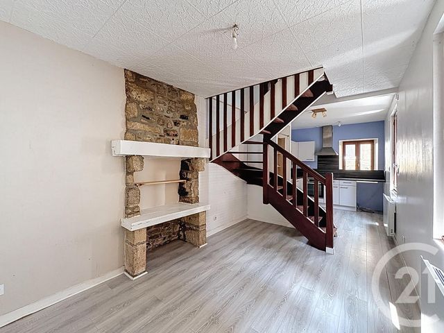 Appartement T3 à louer - 3 pièces - 40.17 m2 - GUINGAMP - 22 - BRETAGNE - Century 21 Le Calvez