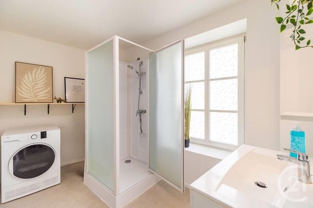 Appartement F4 à vendre - 5 pièces - 83.73 m2 - GUINGAMP - 22 - BRETAGNE - Century 21 Le Calvez