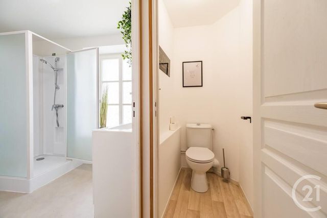 Appartement F4 à vendre - 5 pièces - 83.73 m2 - GUINGAMP - 22 - BRETAGNE - Century 21 Le Calvez