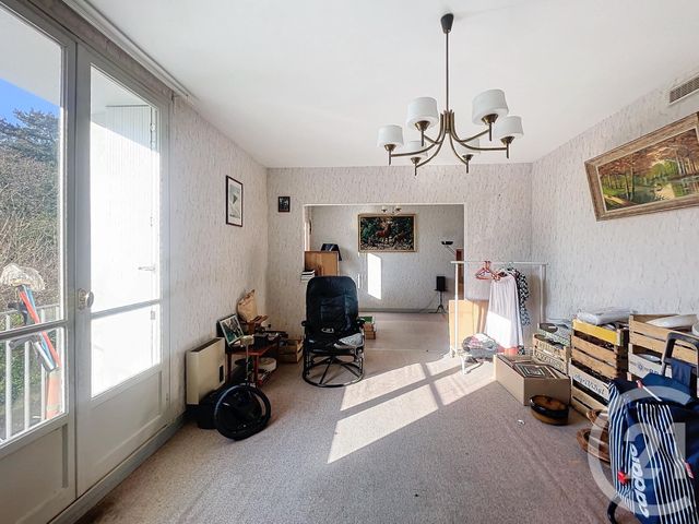 Appartement F5 à vendre - 5 pièces - 80.63 m2 - GUINGAMP - 22 - BRETAGNE - Century 21 Le Calvez