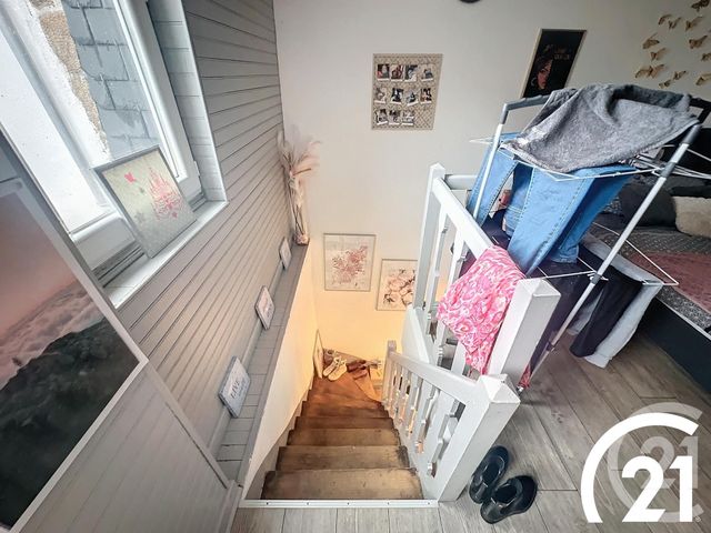 Afficher la photo en grand immeuble à vendre - 220.0 m2 - GUINGAMP - 22 - BRETAGNE - Century 21 Le Calvez