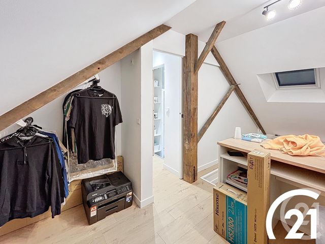 Afficher la photo en grand immeuble à vendre - 220.0 m2 - GUINGAMP - 22 - BRETAGNE - Century 21 Le Calvez