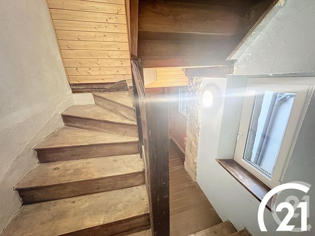 Afficher la photo en grand immeuble à vendre - 220.0 m2 - GUINGAMP - 22 - BRETAGNE - Century 21 Le Calvez