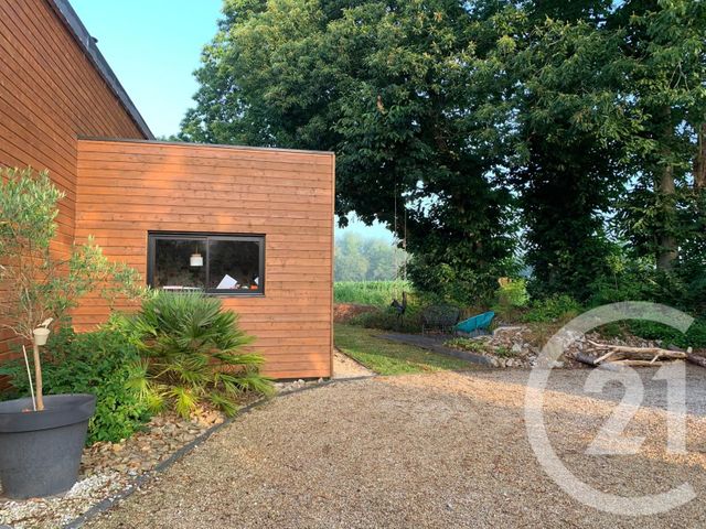 Afficher la photo en grand maison à vendre - 8 pièces - 175.0 m2 - POMMERIT LE VICOMTE - 22 - BRETAGNE - Century 21 Le Calvez