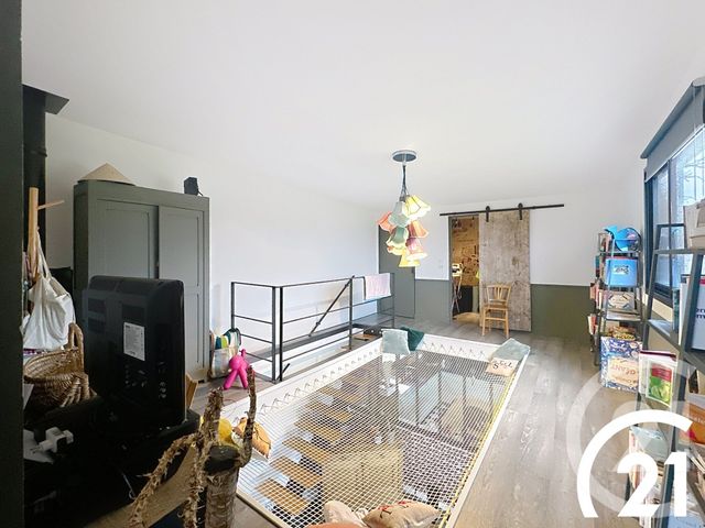 Afficher la photo en grand maison à vendre - 8 pièces - 175.0 m2 - POMMERIT LE VICOMTE - 22 - BRETAGNE - Century 21 Le Calvez