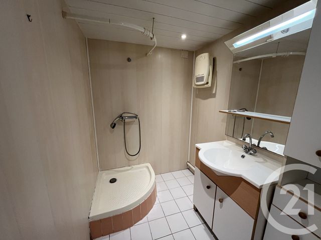 Afficher la photo en grand maison à vendre - 8 pièces - 125.0 m2 - LEZARDRIEUX - 22 - BRETAGNE - Century 21 Le Calvez