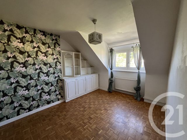 Afficher la photo en grand maison à vendre - 8 pièces - 125.0 m2 - LEZARDRIEUX - 22 - BRETAGNE - Century 21 Le Calvez