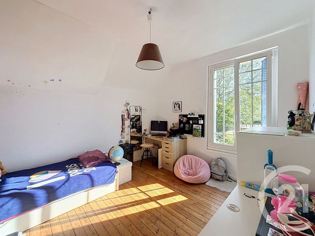 maison à vendre - 6 pièces - 166.38 m2 - PLOUMAGOAR - 22 - BRETAGNE - Century 21 Le Calvez