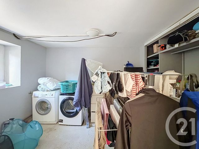 maison à vendre - 6 pièces - 166.38 m2 - PLOUMAGOAR - 22 - BRETAGNE - Century 21 Le Calvez