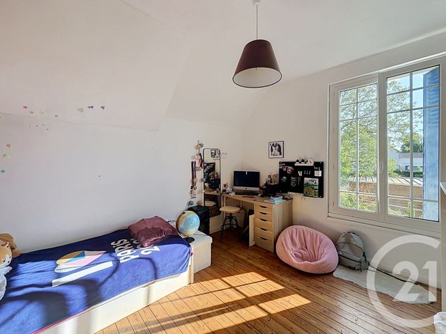 maison à vendre - 6 pièces - 166.38 m2 - PLOUMAGOAR - 22 - BRETAGNE - Century 21 Le Calvez