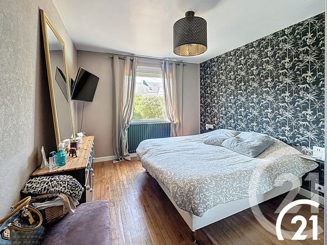 maison à vendre - 6 pièces - 137.44 m2 - PLOUMAGOAR - 22 - BRETAGNE - Century 21 Le Calvez