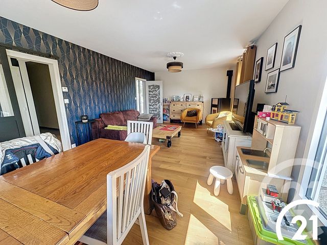 maison à vendre - 6 pièces - 137.44 m2 - PLOUMAGOAR - 22 - BRETAGNE - Century 21 Le Calvez