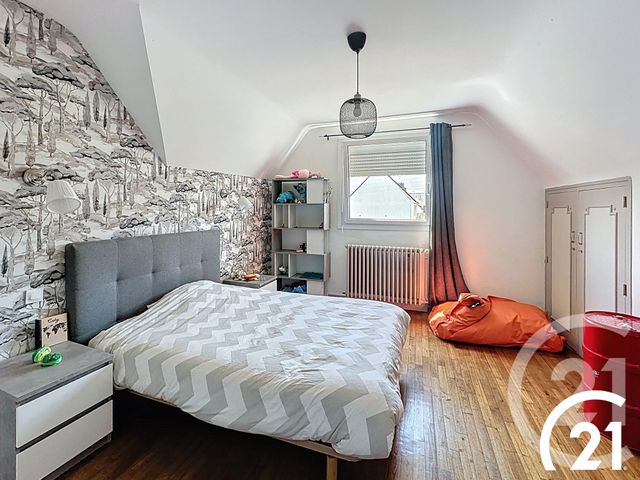 maison à vendre - 6 pièces - 137.44 m2 - PLOUMAGOAR - 22 - BRETAGNE - Century 21 Le Calvez