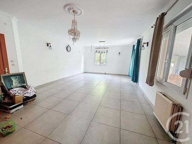 maison à vendre - 6 pièces - 125.0 m2 - GUINGAMP - 22 - BRETAGNE - Century 21 Le Calvez