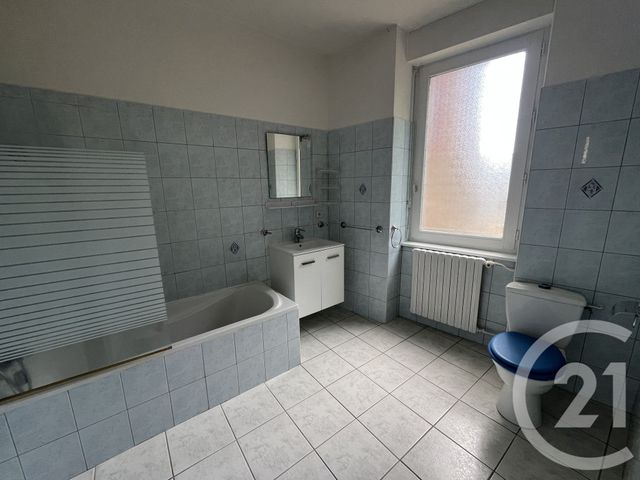 maison à vendre - 7 pièces - 122.0 m2 - GUINGAMP - 22 - BRETAGNE - Century 21 Le Calvez