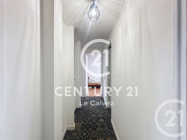 Appartement F3 à vendre - 3 pièces - 54.15 m2 - GUINGAMP - 22 - BRETAGNE - Century 21 Le Calvez