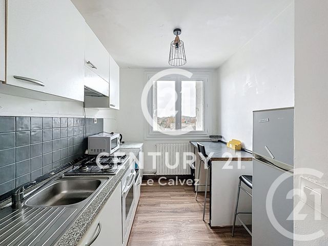 Appartement F3 à vendre - 3 pièces - 54.15 m2 - GUINGAMP - 22 - BRETAGNE - Century 21 Le Calvez