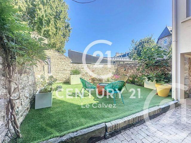 Afficher la photo en grand maison à vendre - 6 pièces - 140.0 m2 - GUINGAMP - 22 - BRETAGNE - Century 21 Le Calvez