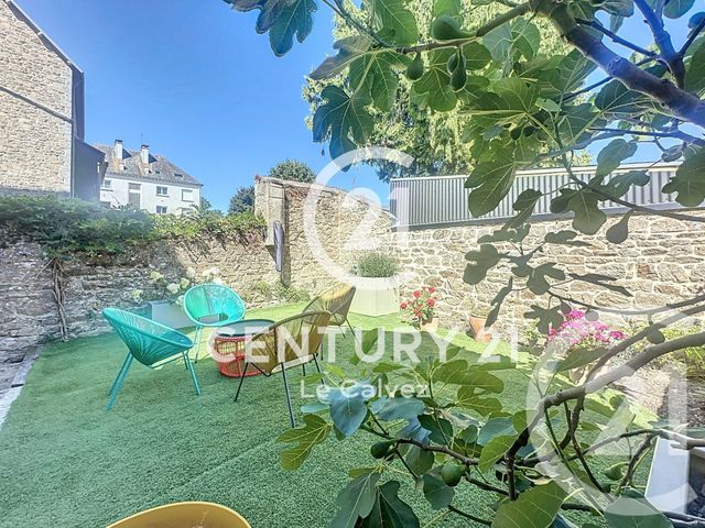 Afficher la photo en grand maison à vendre - 6 pièces - 140.0 m2 - GUINGAMP - 22 - BRETAGNE - Century 21 Le Calvez
