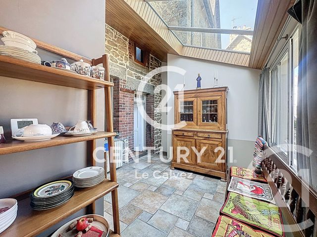 Afficher la photo en grand maison à vendre - 6 pièces - 140.0 m2 - GUINGAMP - 22 - BRETAGNE - Century 21 Le Calvez