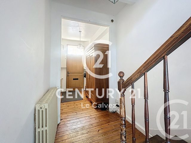 Afficher la photo en grand maison à vendre - 6 pièces - 140.0 m2 - GUINGAMP - 22 - BRETAGNE - Century 21 Le Calvez