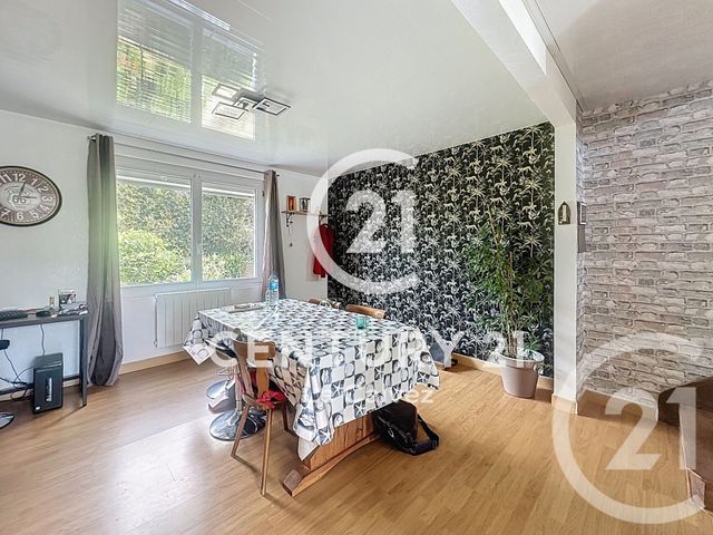 Afficher la photo en grand maison à vendre - 4 pièces - 71.0 m2 - PLOUMAGOAR - 22 - BRETAGNE - Century 21 Le Calvez