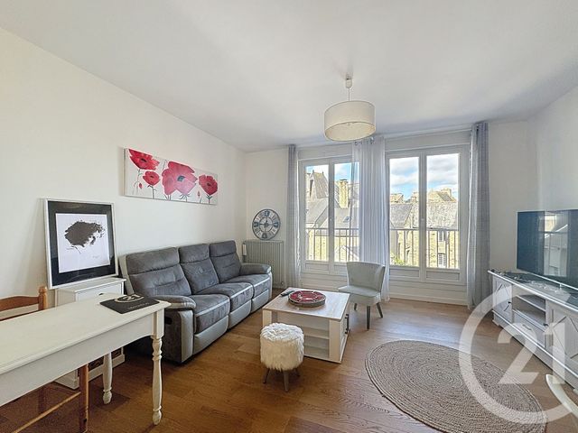 Appartement T4 à louer - 4 pièces - 78.08 m2 - GUINGAMP - 22 - BRETAGNE - Century 21 Le Calvez
