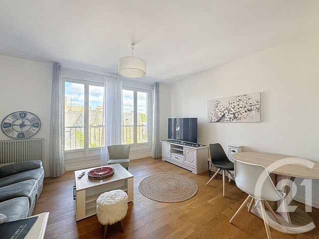 Appartement T4 à louer - 4 pièces - 78.08 m2 - GUINGAMP - 22 - BRETAGNE - Century 21 Le Calvez