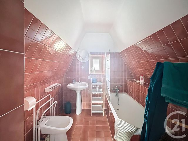 maison à vendre - 6 pièces - 102.08 m2 - POMMERIT LE VICOMTE - 22 - BRETAGNE - Century 21 Le Calvez