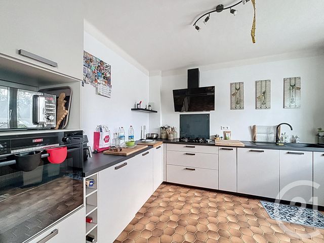 maison à vendre - 6 pièces - 102.08 m2 - POMMERIT LE VICOMTE - 22 - BRETAGNE - Century 21 Le Calvez