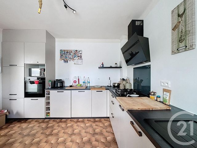 maison à vendre - 6 pièces - 102.08 m2 - POMMERIT LE VICOMTE - 22 - BRETAGNE - Century 21 Le Calvez