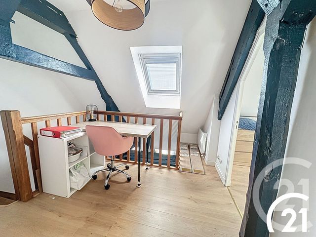 Afficher la photo en grand Appartement T4 à louer - 4 pièces - 72.5 m2 - GUINGAMP - 22 - BRETAGNE - Century 21 Le Calvez