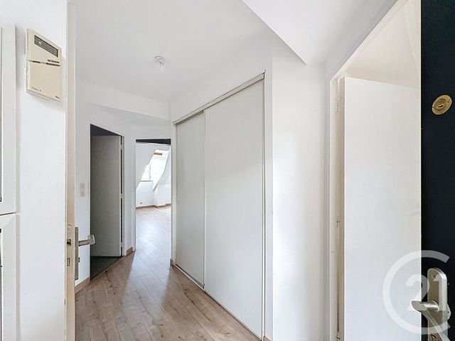 Appartement T4 à louer - 4 pièces - 72.5 m2 - GUINGAMP - 22 - BRETAGNE - Century 21 Le Calvez