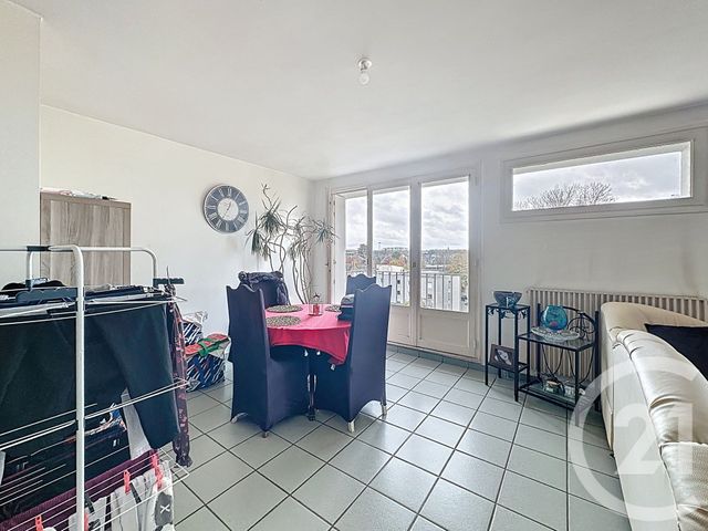 Appartement F3 à vendre - 3 pièces - 71.51 m2 - GUINGAMP - 22 - BRETAGNE - Century 21 Le Calvez