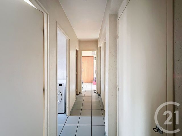Appartement F3 à vendre - 3 pièces - 71.51 m2 - GUINGAMP - 22 - BRETAGNE - Century 21 Le Calvez