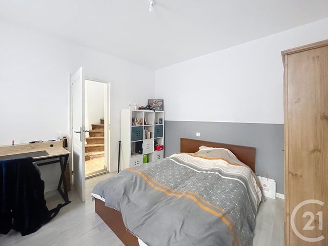 Appartement à vendre - 5 pièces - 127.3 m2 - GUINGAMP - 22 - BRETAGNE - Century 21 Le Calvez