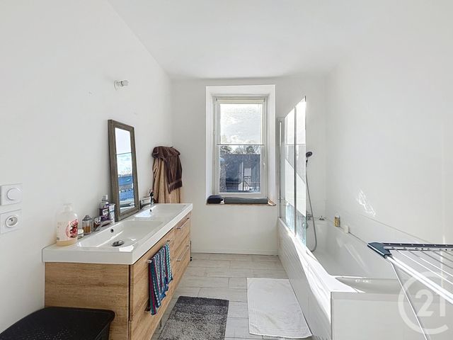 Appartement à vendre - 5 pièces - 127.3 m2 - GUINGAMP - 22 - BRETAGNE - Century 21 Le Calvez