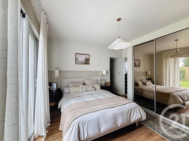 maison à vendre - 6 pièces - 155.07 m2 - PLOUMAGOAR - 22 - BRETAGNE - Century 21 Le Calvez