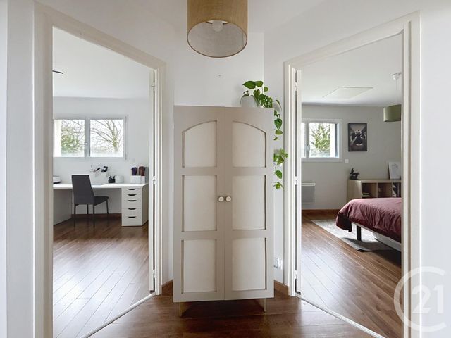 maison à vendre - 6 pièces - 155.07 m2 - PLOUMAGOAR - 22 - BRETAGNE - Century 21 Le Calvez