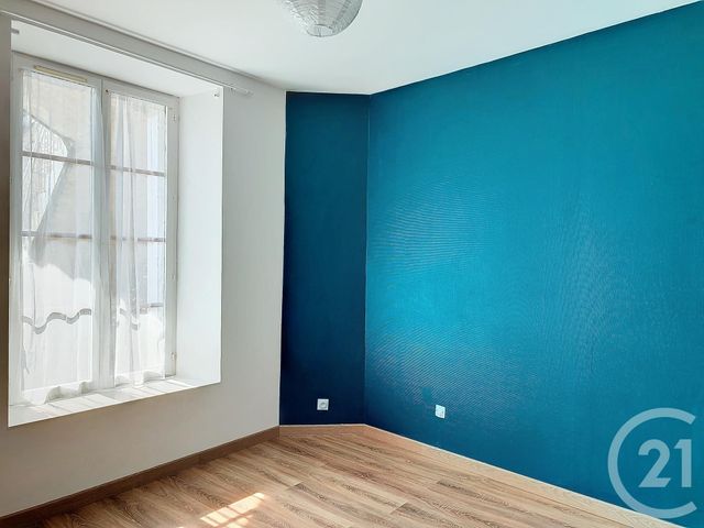 Appartement F3 à louer - 3 pièces - 69.13 m2 - GUINGAMP - 22 - BRETAGNE - Century 21 Le Calvez