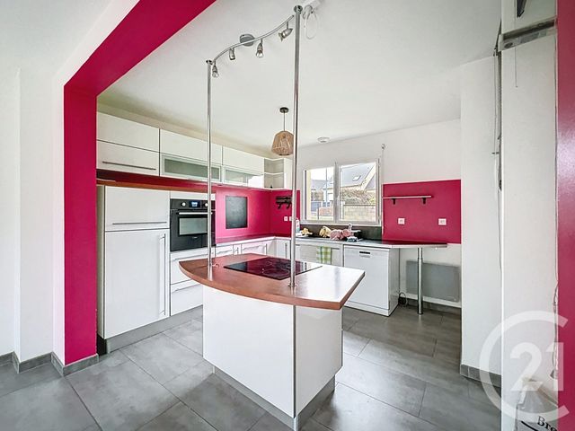 maison à louer - 1 pièce - 70.84 m2 - PLOUAGAT - 22 - BRETAGNE - Century 21 Le Calvez