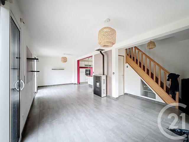 maison à louer - 1 pièce - 70.84 m2 - PLOUAGAT - 22 - BRETAGNE - Century 21 Le Calvez