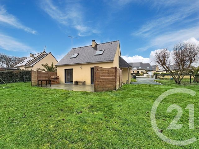 maison à louer - 1 pièce - 70.84 m2 - PLOUAGAT - 22 - BRETAGNE - Century 21 Le Calvez