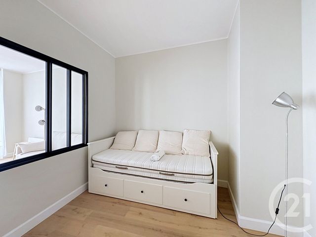Appartement F2 bis à louer - 3 pièces - 76.44 m2 - GUINGAMP - 22 - BRETAGNE - Century 21 Le Calvez