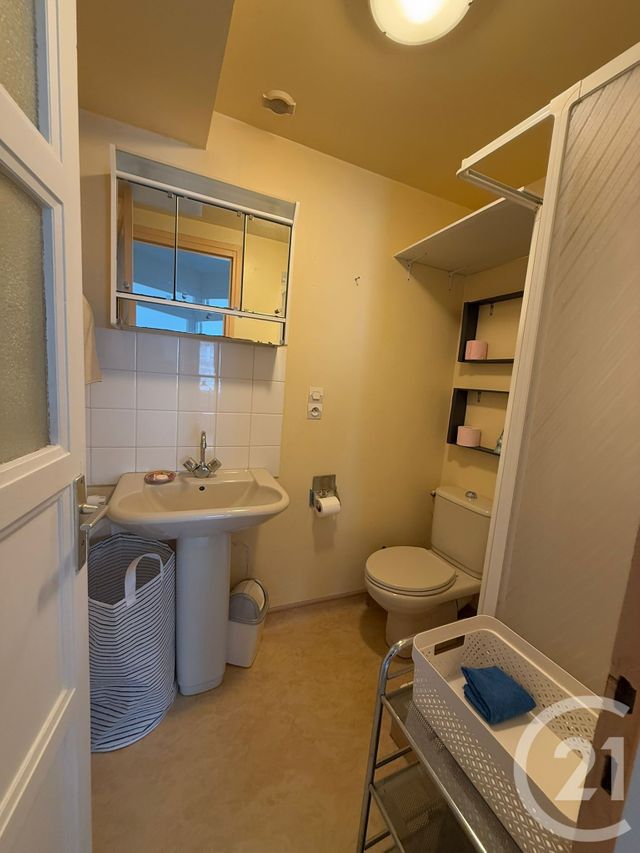 Appartement T2 à louer - 2 pièces - 32.25 m2 - ST BRIEUC - 22 - BRETAGNE - Century 21 Le Calvez