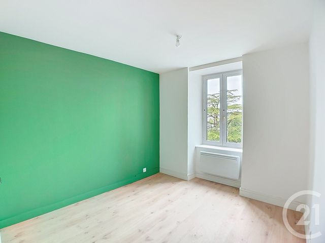 Appartement T2 à louer - 2 pièces - 34.23 m2 - GUINGAMP - 22 - BRETAGNE - Century 21 Le Calvez