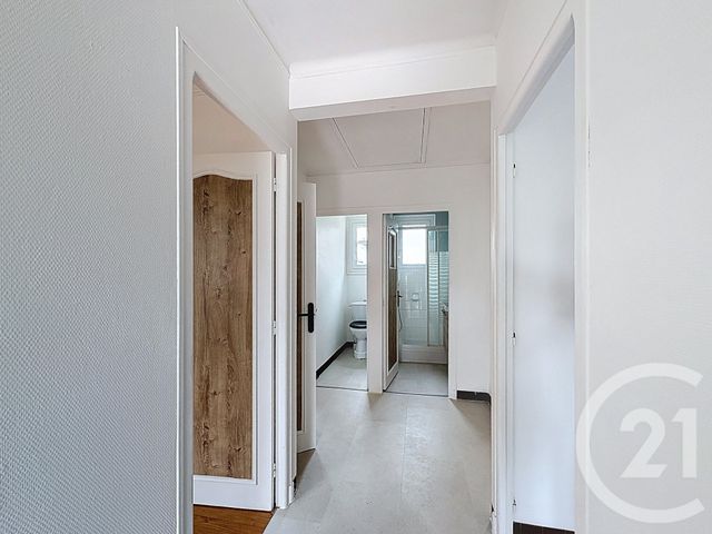 maison à louer - 3 pièces - 59.06 m2 - LOUARGAT - 22 - BRETAGNE - Century 21 Le Calvez