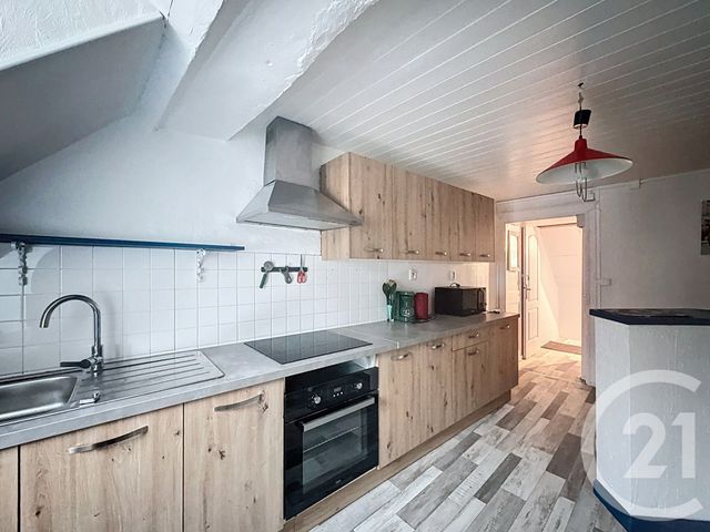 Appartement T3 à louer - 3 pièces - 64.08 m2 - GUINGAMP - 22 - BRETAGNE - Century 21 Le Calvez